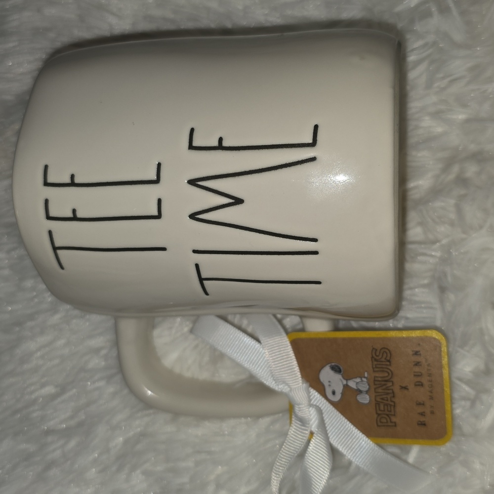 NWT Rae Dunn White and Green Snoopy Mug - Picture 2 of 3